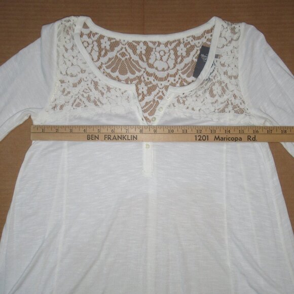 Abercrombie & Fitch Lace Detail Long Sleeve Top | Size XS - Picture 4 of 10